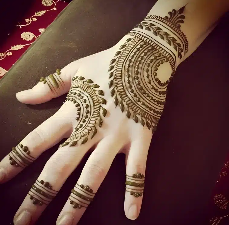 mehendi design simple tikki