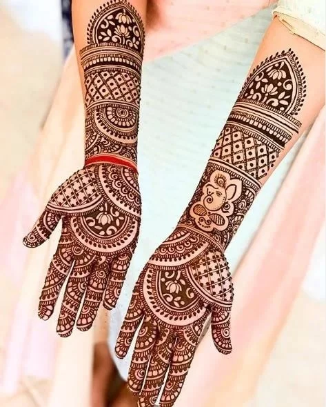 Bridal mehndi design Front hand
