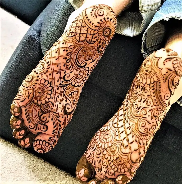 Bridal Foot Mehndi Design