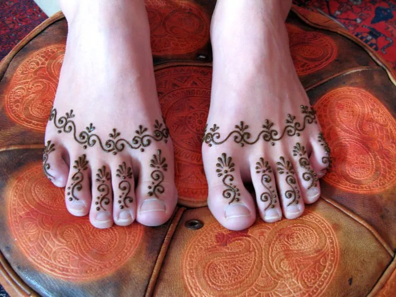 Leg Mehndi Design Latest