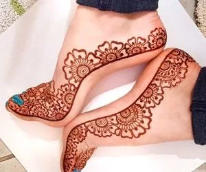 Foot Mehndi Design Simple
