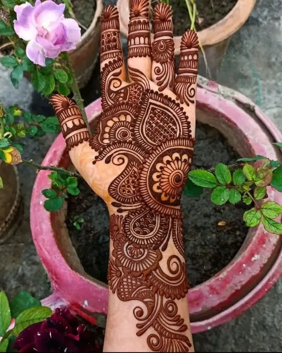 Full hand mehndi design Photos