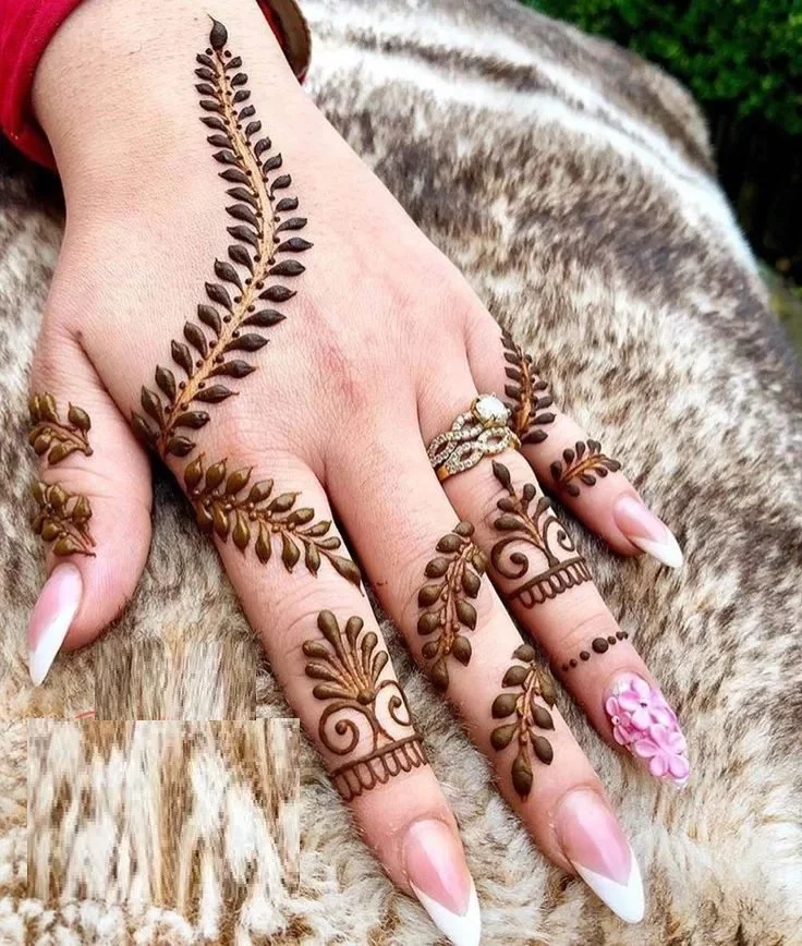 Finger mehndi Design